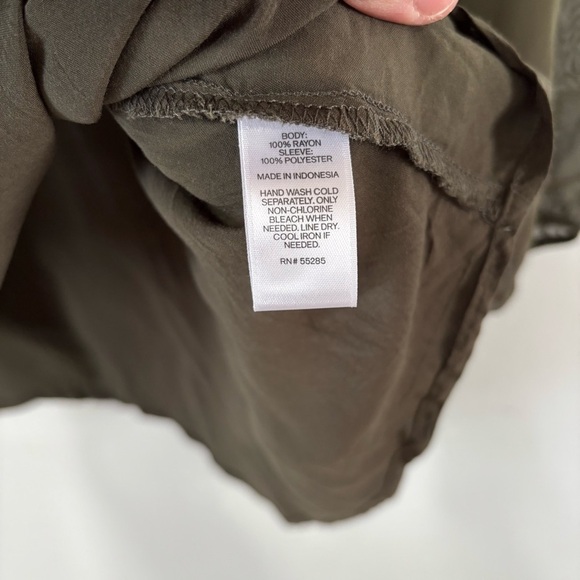 Express Forest Green Lace Up Sheer Sleeve Blouse Size XS - Picture 4 of 5